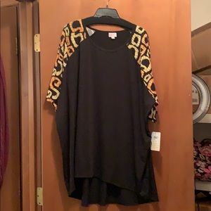 LuLaRoe 3XL Irma vampire vang